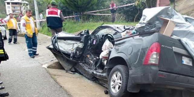 Bulancak'ta trafik kazası: 1 ölü, 1 yaralı