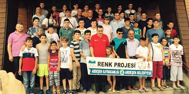 Ardeşenli 45 öğrenci Kefken Kampına uğurlandı