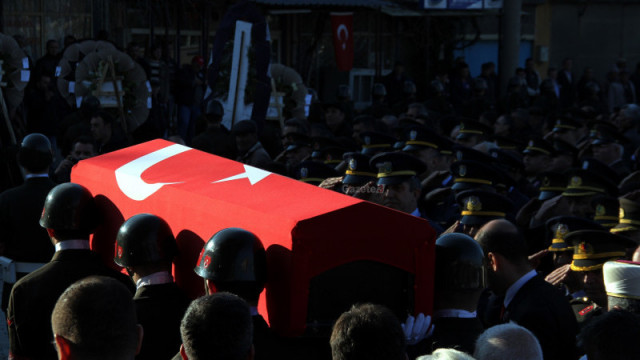Bitlis'te 1 askerimiz şehit oldu