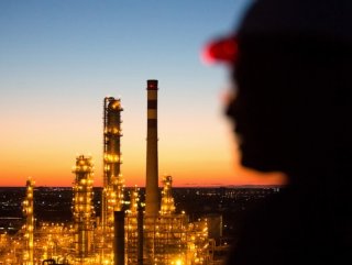 Brent petrolün varili 55,83 dolardan işlem görüyor