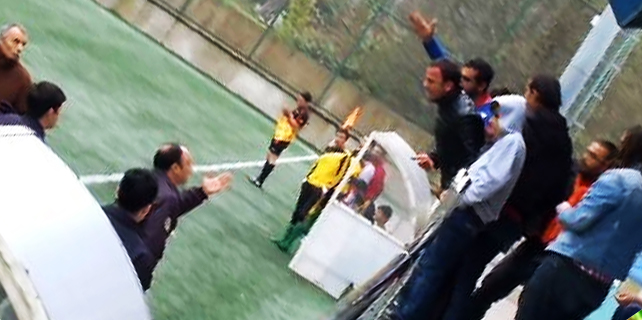 Rize'deki amatör maçta arbede: Polis havaya ateş açtı