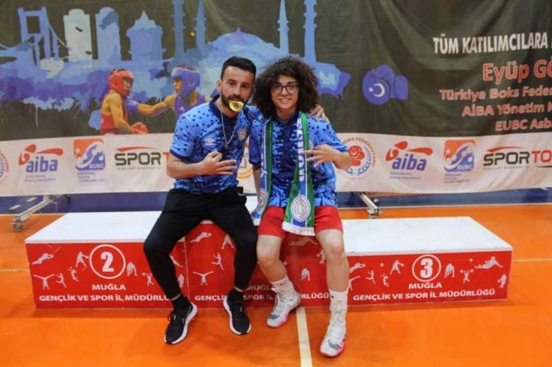 Çaykur Rizespor Boks Takımı Sporcumuz Hamiyet Demirel Türkiye Şampiyonu Oldu