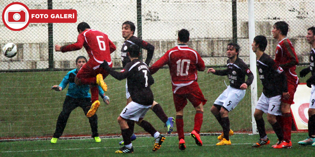 İl Özel İdarespor U19, 3 puanı 3 golle aldı