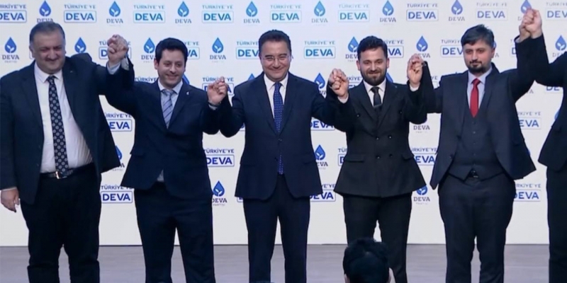 Demokrasi ve Atılım (DEVA) Partisi Genel Başkanı Ali Babacan, Rize’nin Ardeşen ve Çamlıhemşin Belediye Başkan Adaylarını açıkladı.