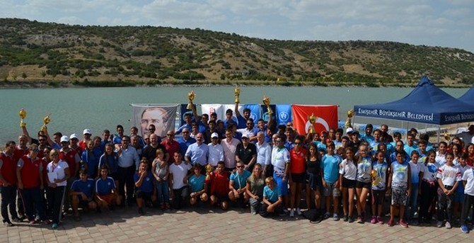 Eskişehir’de Rize Fırtınası Esti. 2 Kategoride Türkiye Şampiyonluğu Rize'nin