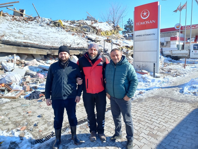 Karadeniz Artvin Dernekler Birliği Toplanan Yardımları Deprem Bölgesine Ulaştırdı 