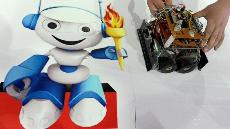 MEB'den yapay zeka temalı uluslararası robot yarışması