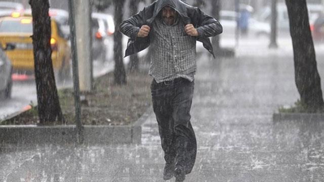 Meteoroloji Uyardı: Doğu Karadeniz’de Kuvvetli Sağanak Yağışlara Dikkat!