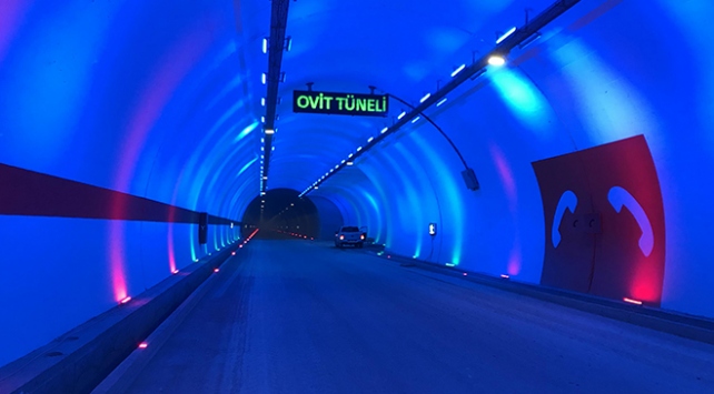Ovit Tüneli Asfalt Çalışmaları İçin Tek Yönlü Olarak Ulaşıma Kapatıldı