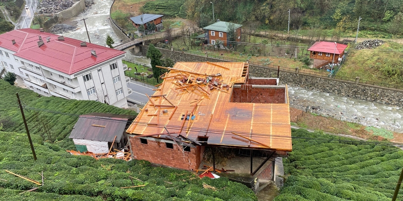 Rize'de, şiddetli rüzgar nedeniyle hasarın boyutu ortaya çıktı 