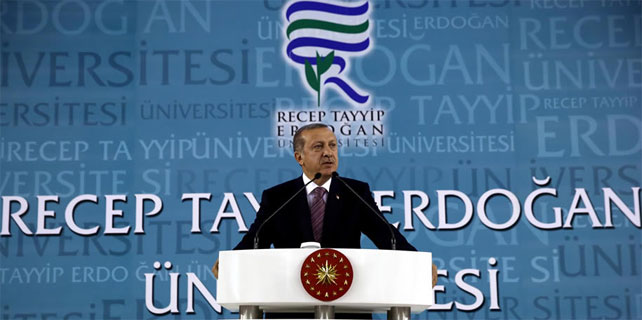 Cumhurbaşkanı Erdoğan: Üniversitemizle iftihar ediyorum