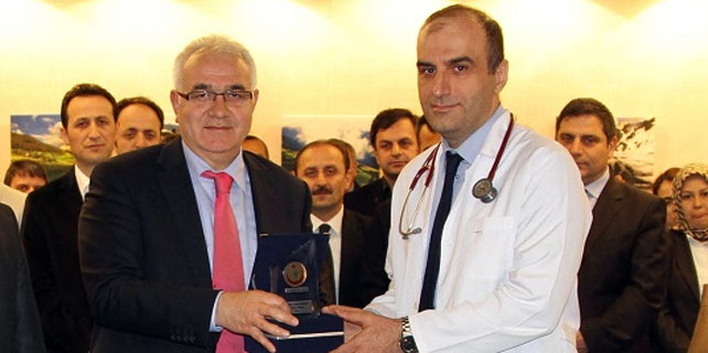 Doç. Dr. Şahin Bozok görevinden istifa etti