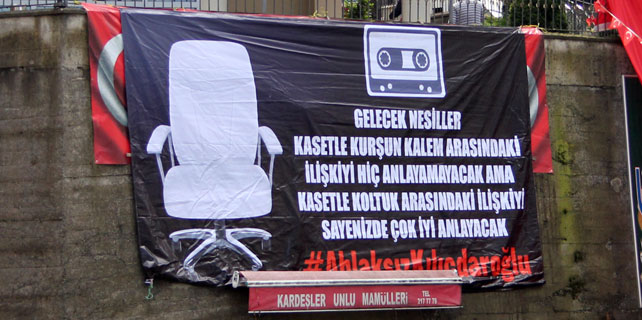 Kılıçdaroğlu'na Rize'de pankartlı protesto
