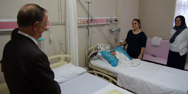 CHP'li Köymen'den hastalara moral ziyareti