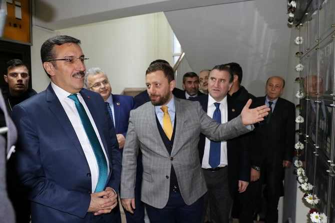 Gümrük Bakanı Tüfenkci İl Başkanı Avcı'yı Ziyaret Etti