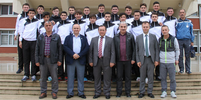 Çaykurspor U19 Şampiyona için Artvin'de
