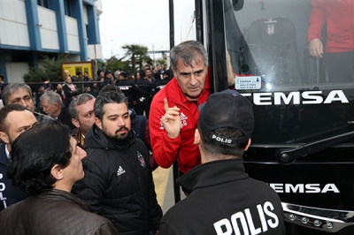 Beşiktaş kafilesi Trabzon'a geldi
