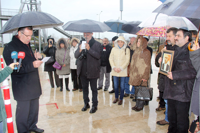 Taşınan Atatürk Anıtı önünde ilk etkinliği CHP düzenledi