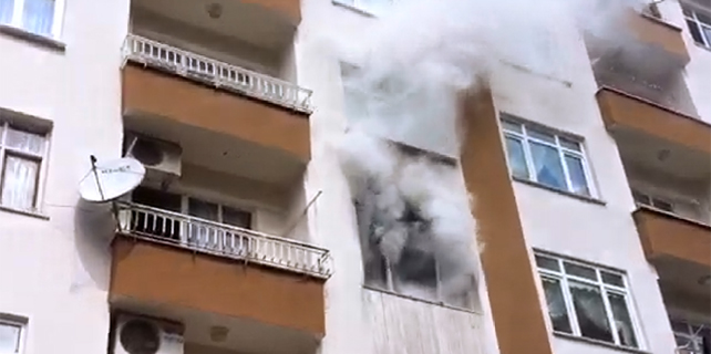 Rize'de yangın: 3 kişi zehirlendi