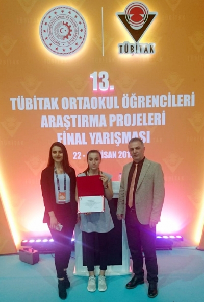 Fındıklı Sümer Ortaokulu TÜBİTAK Yarışmasında Türkiye 3.'sü Oldu