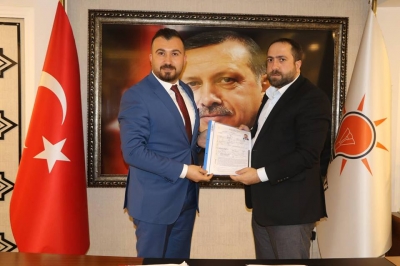  Genç iş adamı Önder İbuk aktif siyaset yaptığı Ak Partiden belediye meclis üyeliği aday adaylığını açıkladı. 