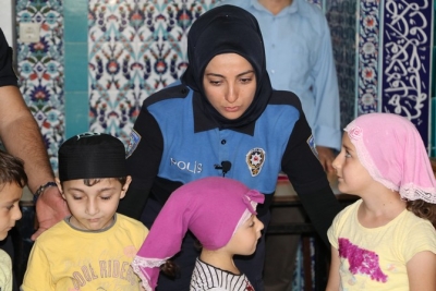 Polisten Ailelere Çağrı: ‘Çocuklarınızı Polis İle Korkutmayın’